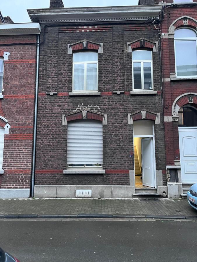 Grande Maison Avec Plusieurs Chambres A Louer Liège Dış mekan fotoğraf
