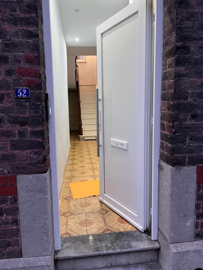 Grande Maison Avec Plusieurs Chambres A Louer Liège Dış mekan fotoğraf