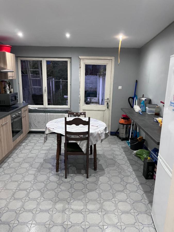 Grande Maison Avec Plusieurs Chambres A Louer Liège Dış mekan fotoğraf